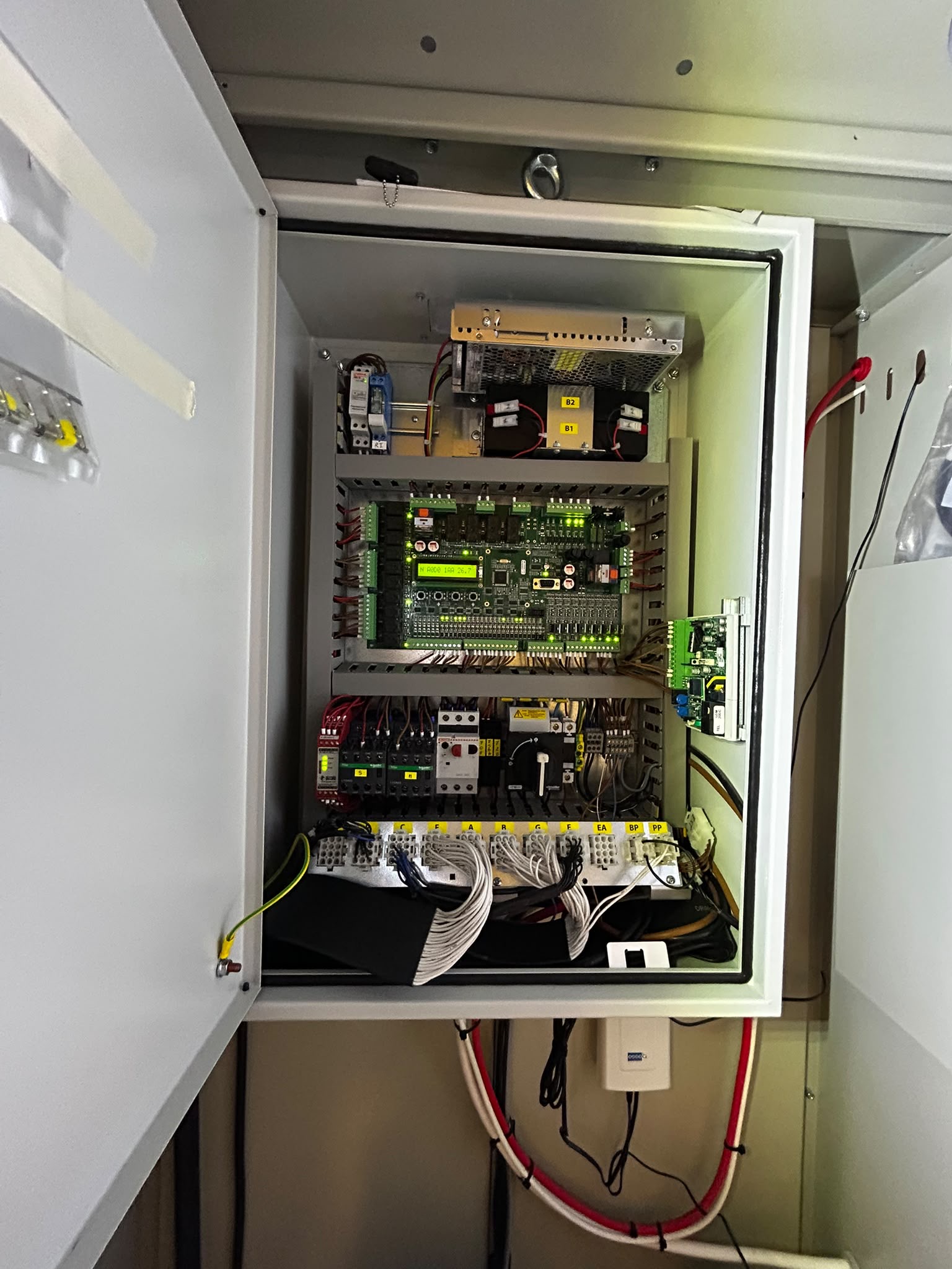 Control panel for HEC 750 kg goods passenger lift